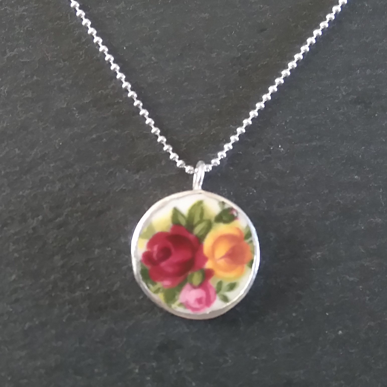Old Country Roses - Ditsy Pendant on Chain