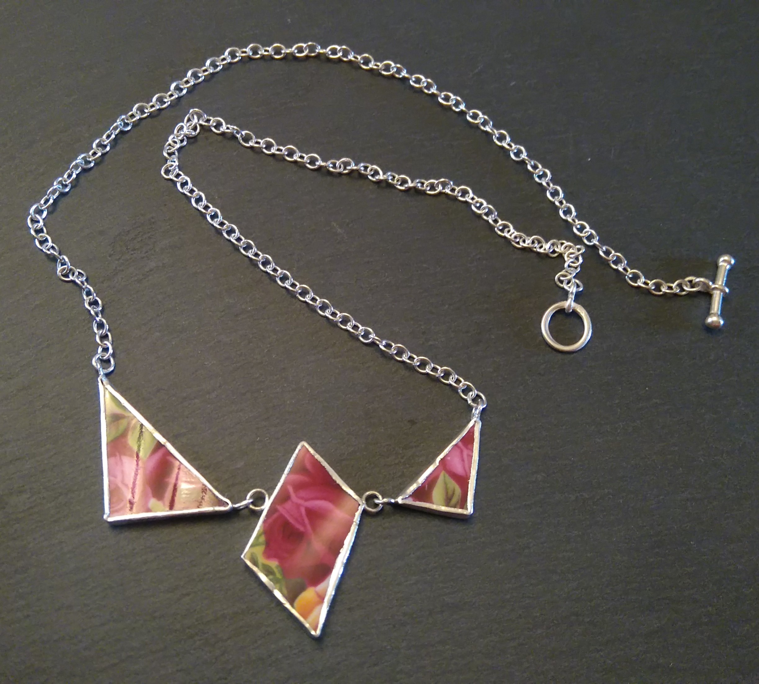 Old Country Roses - Three Shard Necklace