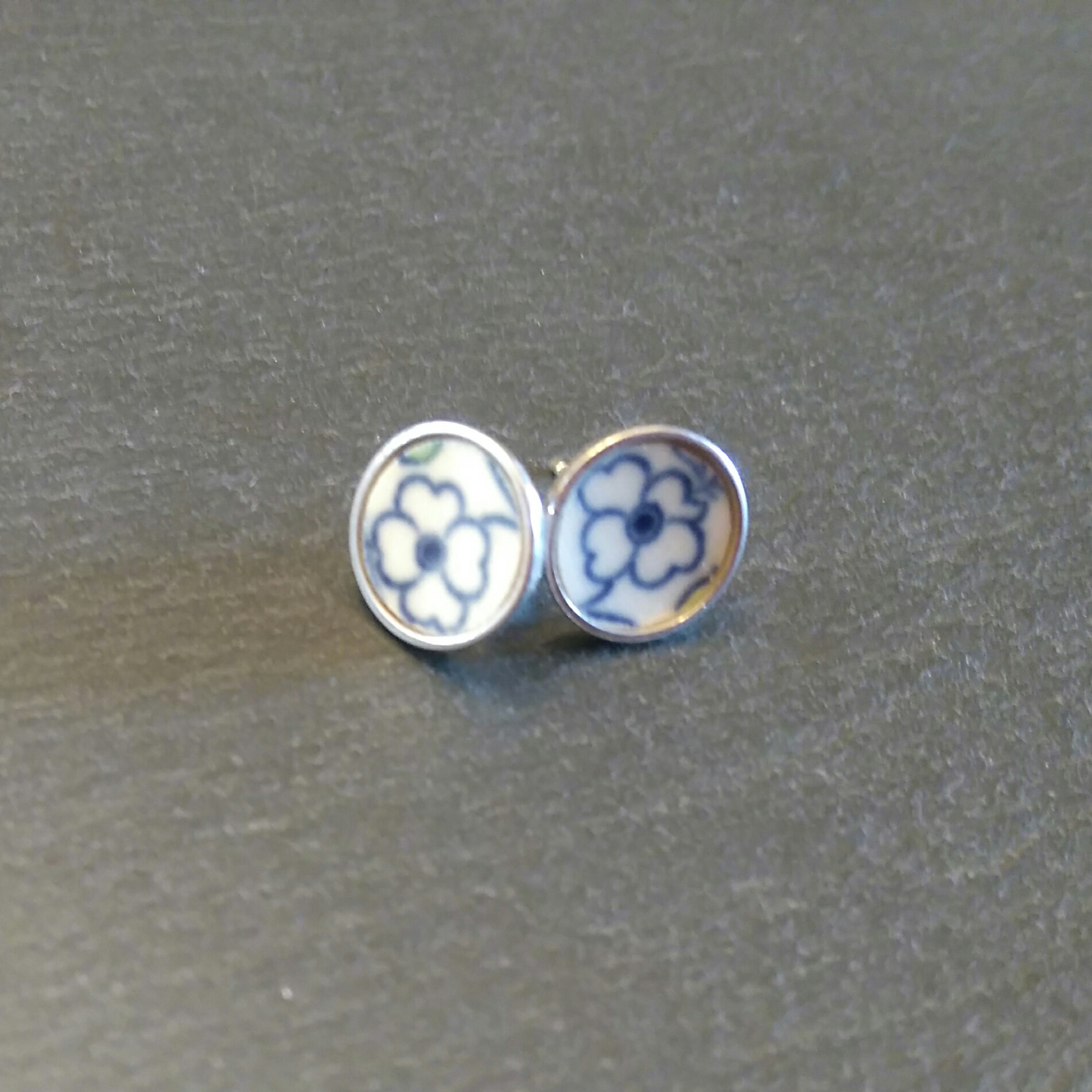 10mm Silver Stud Earrings - Little Blue Flowers Design